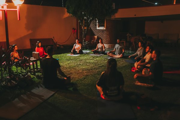 How to Style a Victorian Bustle Skirt for a Modern Day Out in Edinburgh?